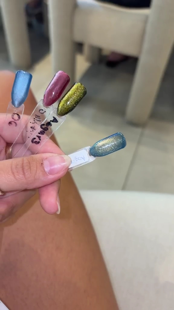 Diseño de uñas en Nush Nail's