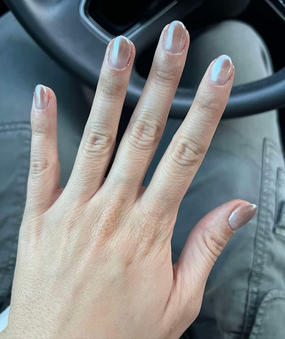 Diseño de uñas en Nush Nail's